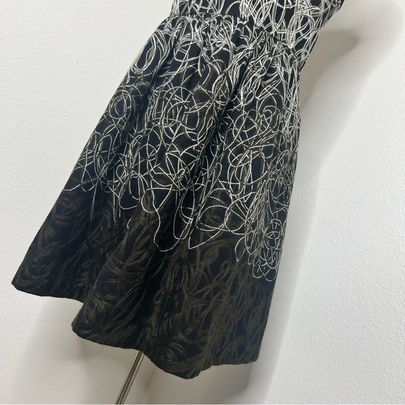 🔹 Maeve Fading Tracery Embroidered Sleeveless Dress - Picture 3 of 6